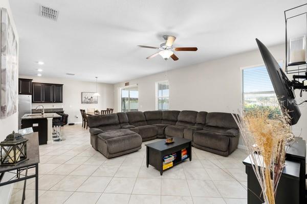 Image 12 of 39 For 11760 Winterset Cove Drive