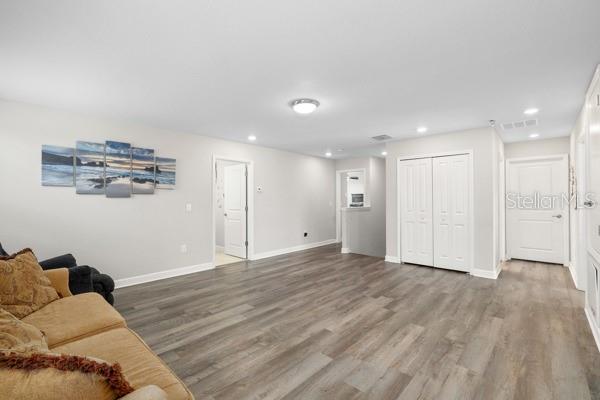 Image 23 of 39 For 11760 Winterset Cove Drive