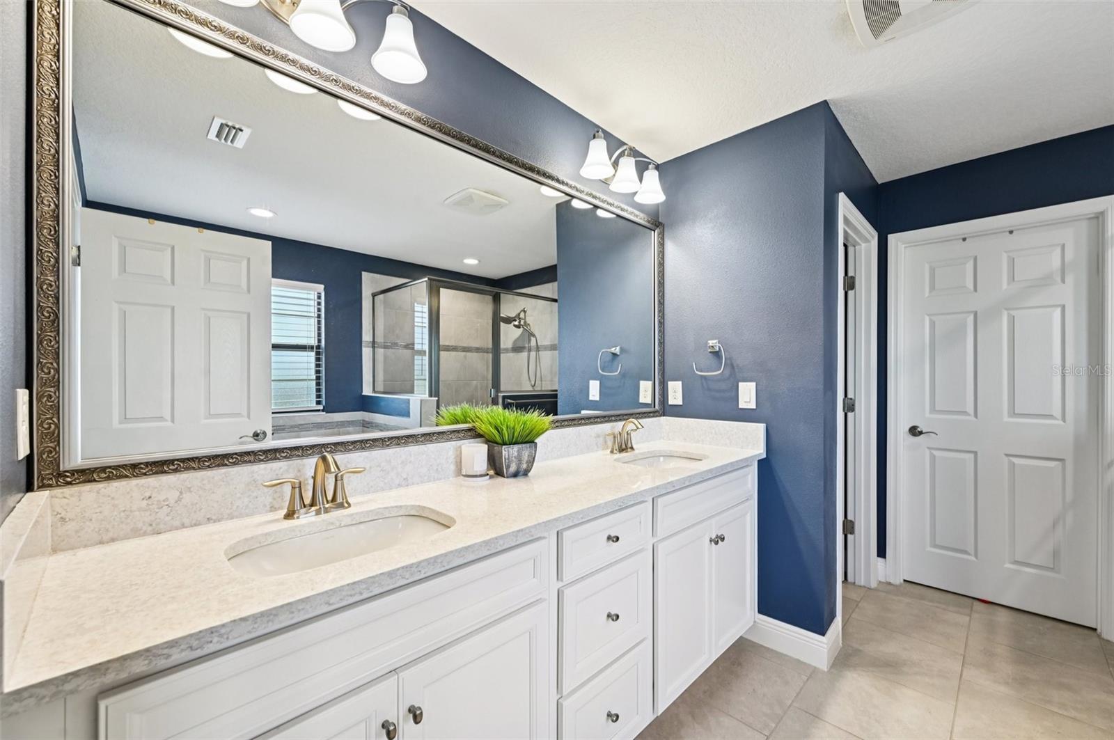 Image 34 of 72 For 13120 Foxtail Fern Drive