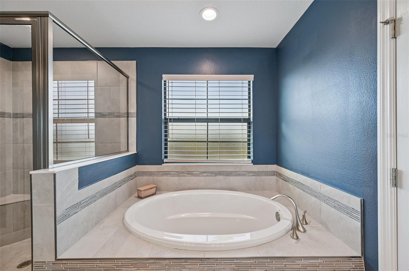Image 38 of 72 For 13120 Foxtail Fern Drive