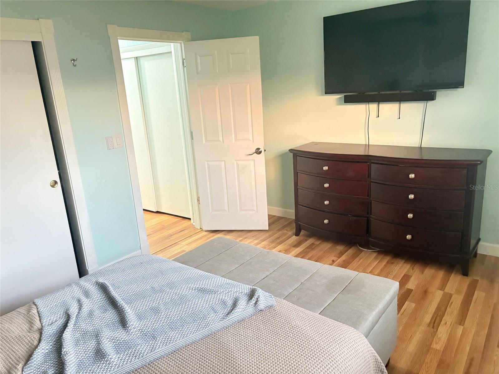 Image 13 of 23 For 11054 91st Terrace