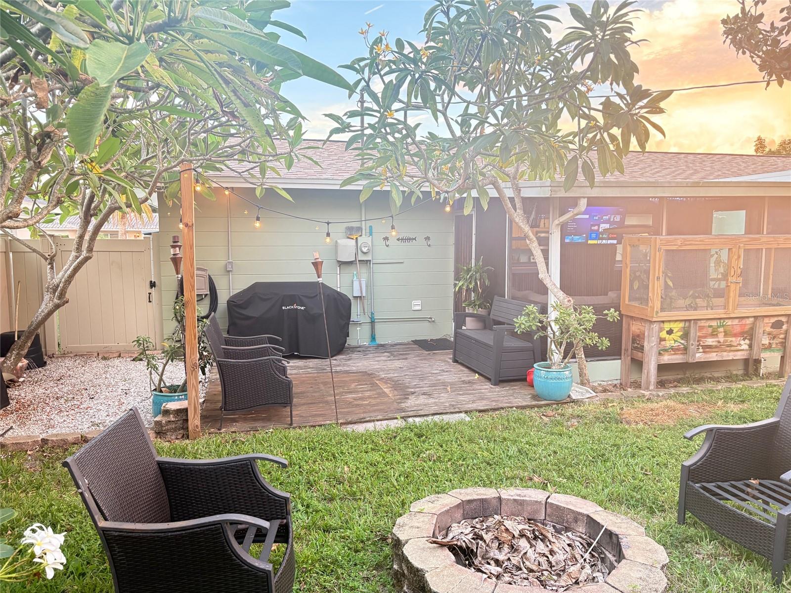 Image 17 of 23 For 11054 91st Terrace