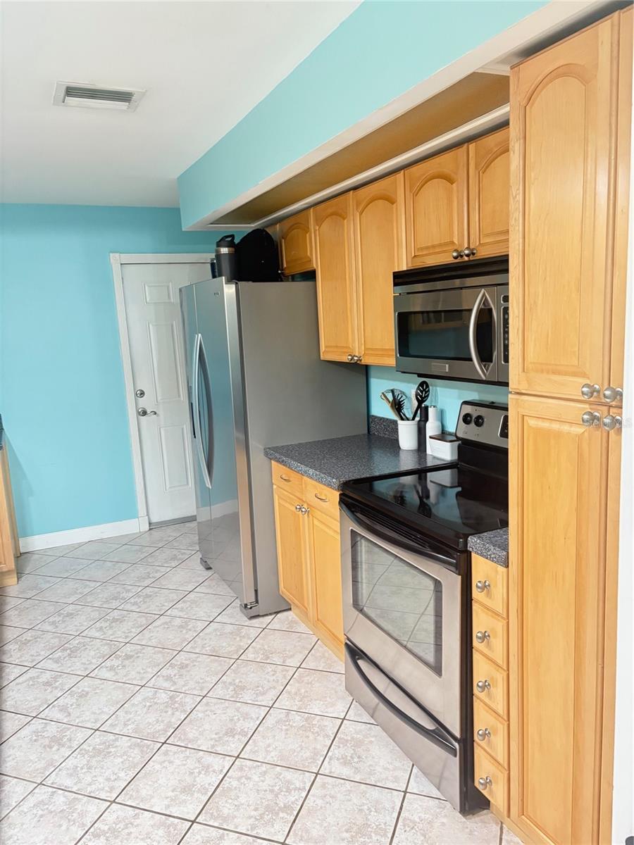 Image 8 of 23 For 11054 91st Terrace