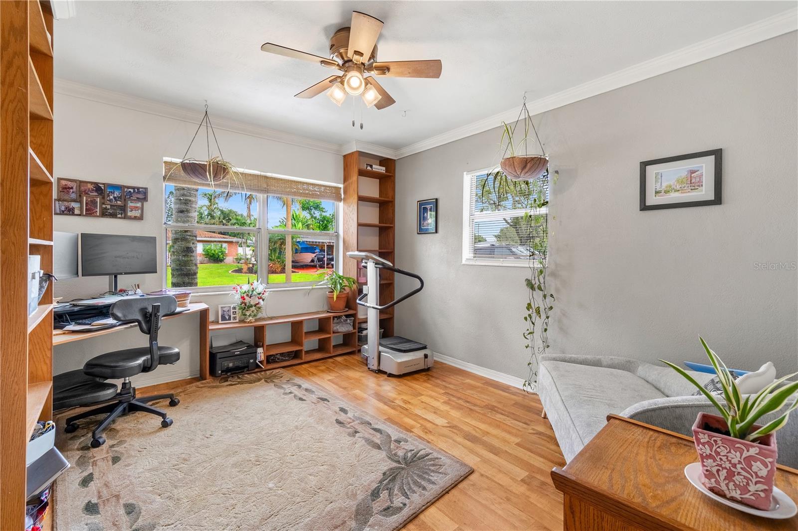 Image 21 of 35 For 9854 51st Avenue N