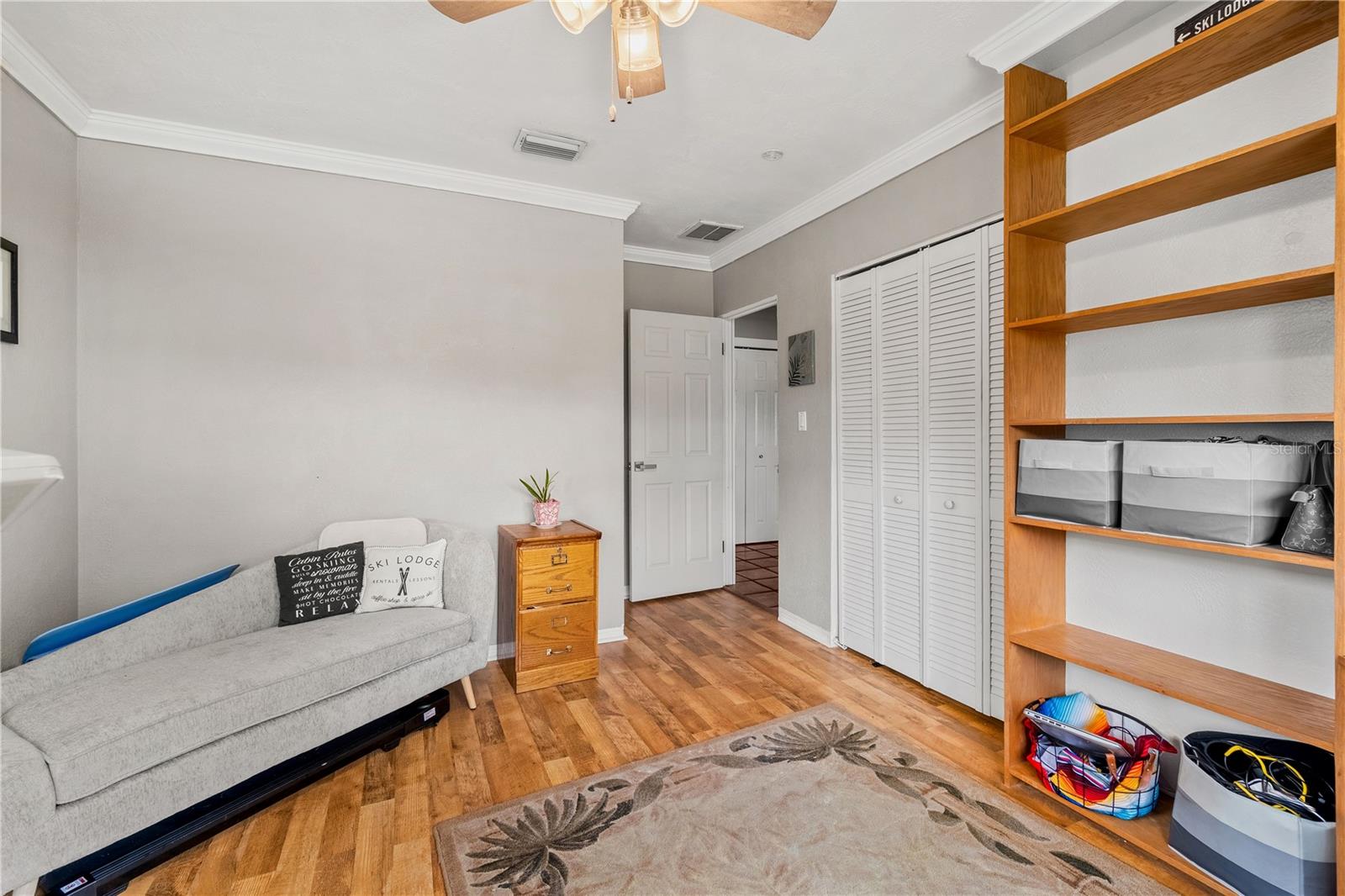 Image 22 of 35 For 9854 51st Avenue N