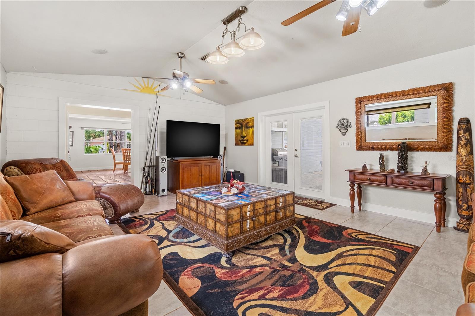 Image 9 of 35 For 9854 51st Avenue N