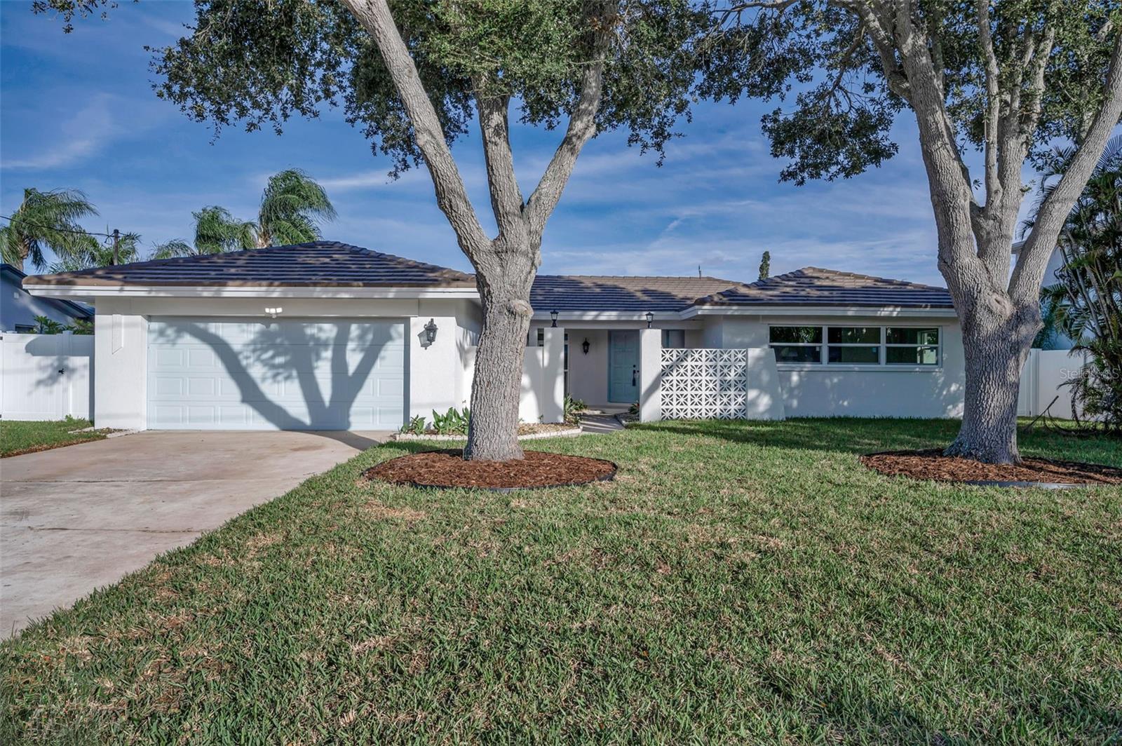 Details for 1695 Clearwater Harbor Drive, LARGO, FL 33770