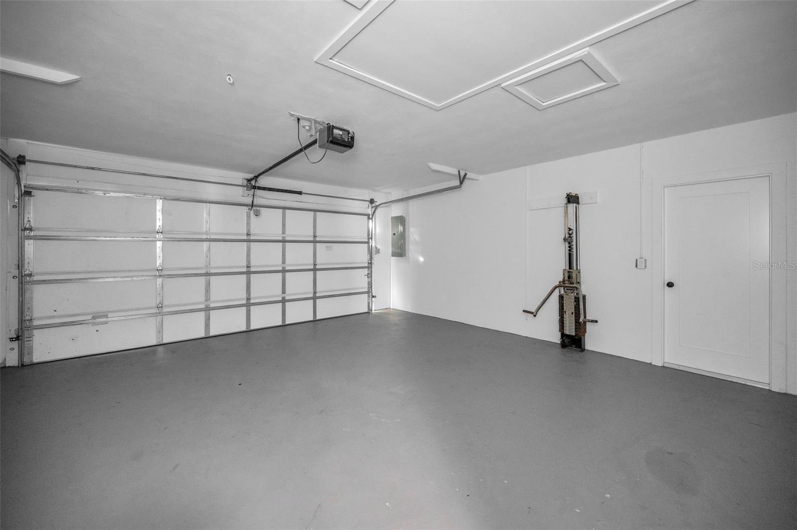 Image 25 of 38 For 1695 Clearwater Harbor Drive