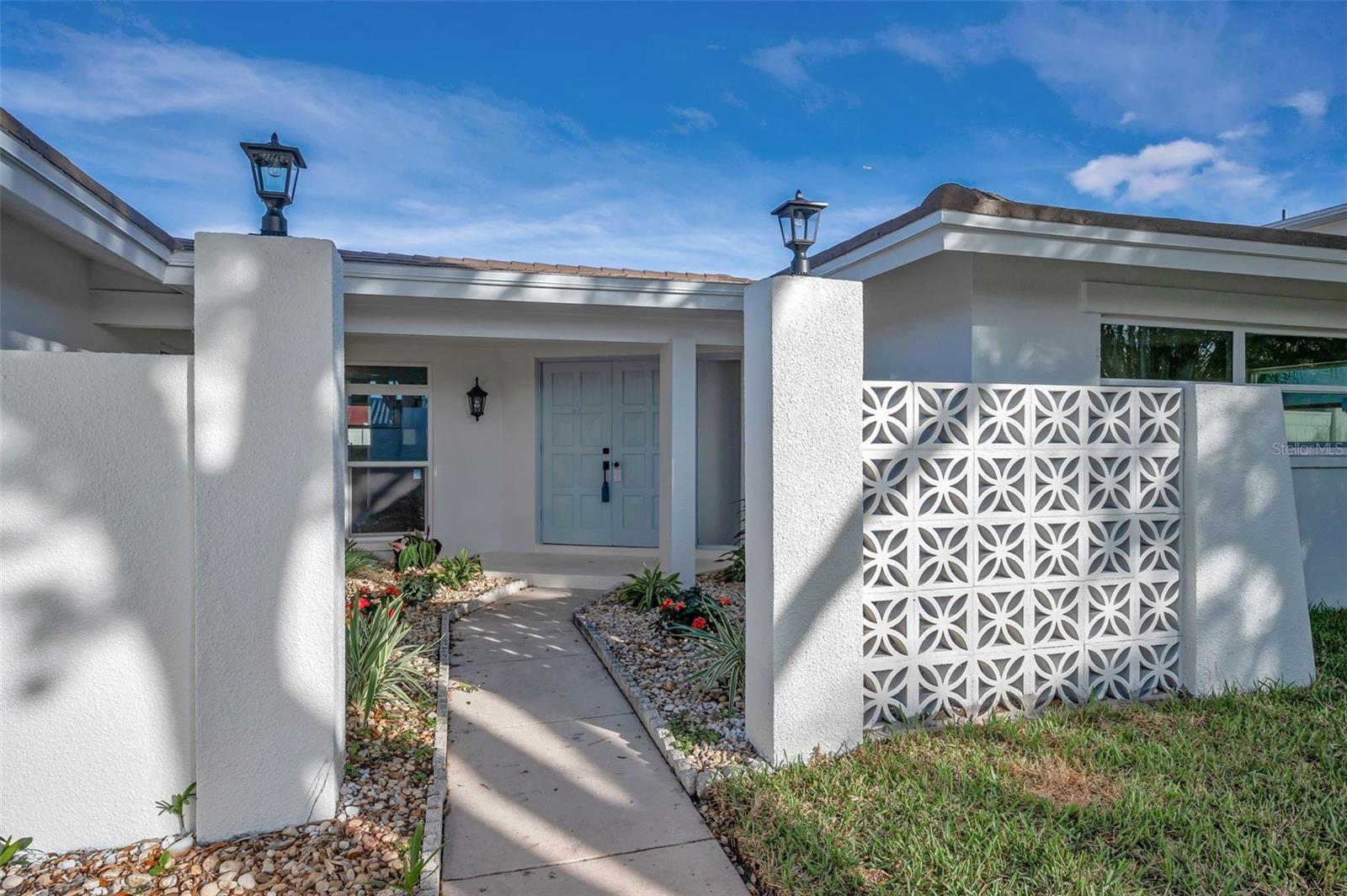 Image 32 of 38 For 1695 Clearwater Harbor Drive