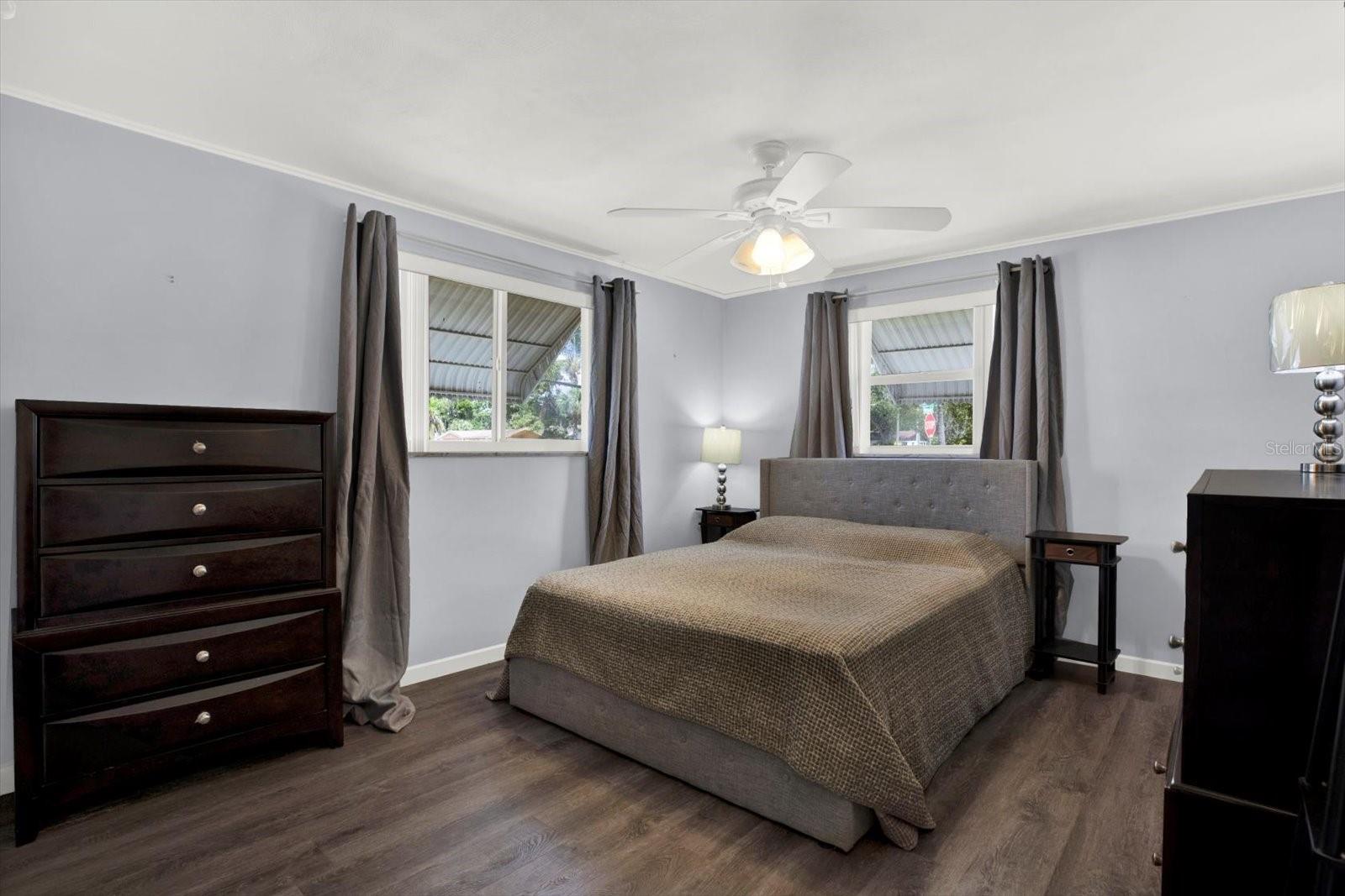 Image 11 of 21 For 1446 Normandy Boulevard