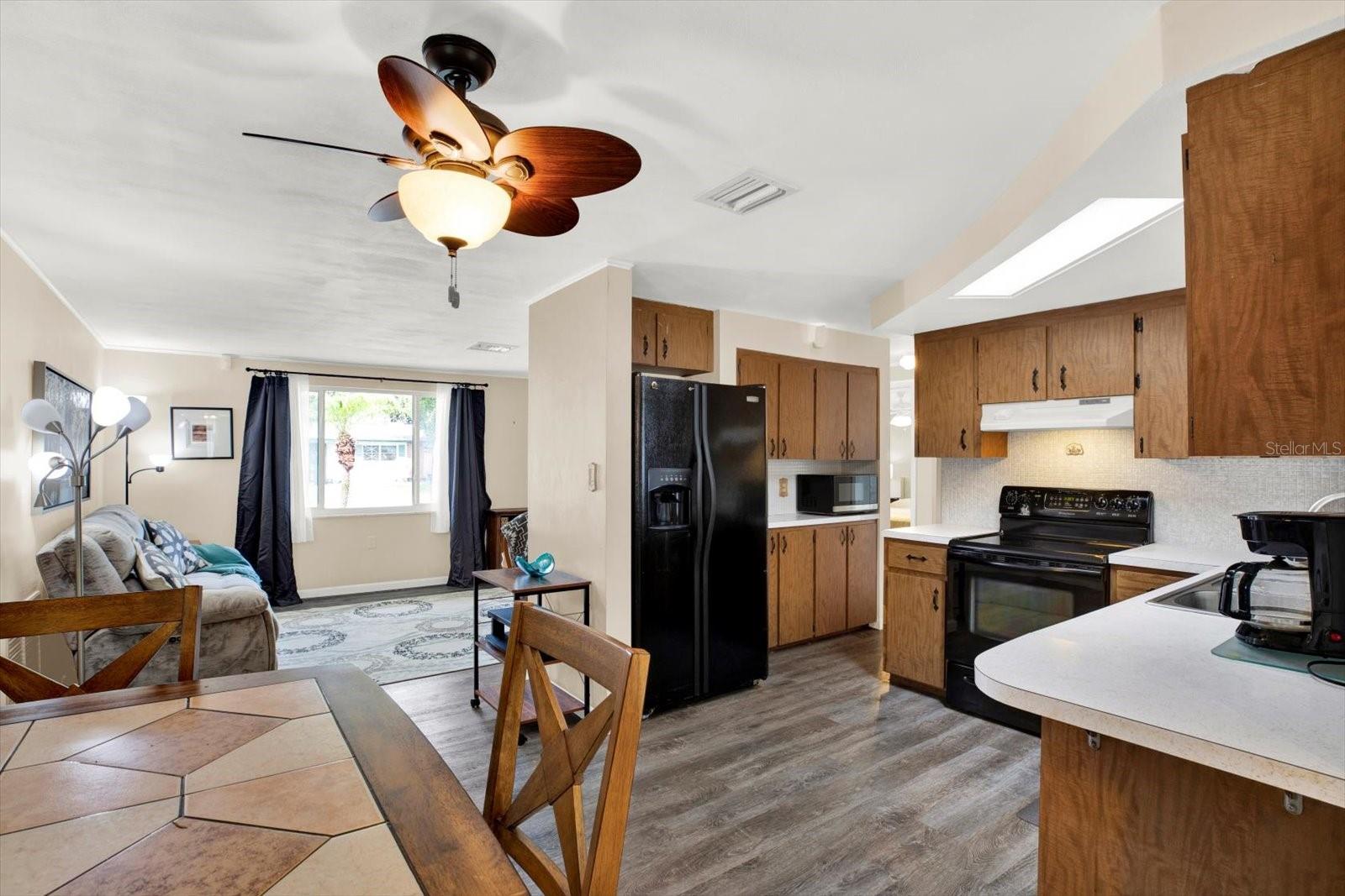 Image 9 of 21 For 1446 Normandy Boulevard