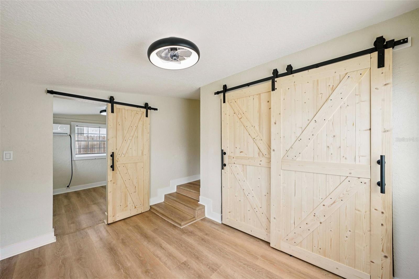 Image 17 of 38 For 5502 40th Street N