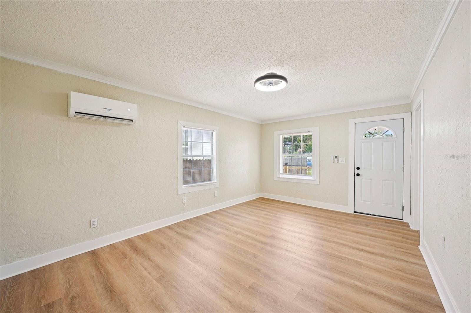 Image 9 of 38 For 5502 40th Street N