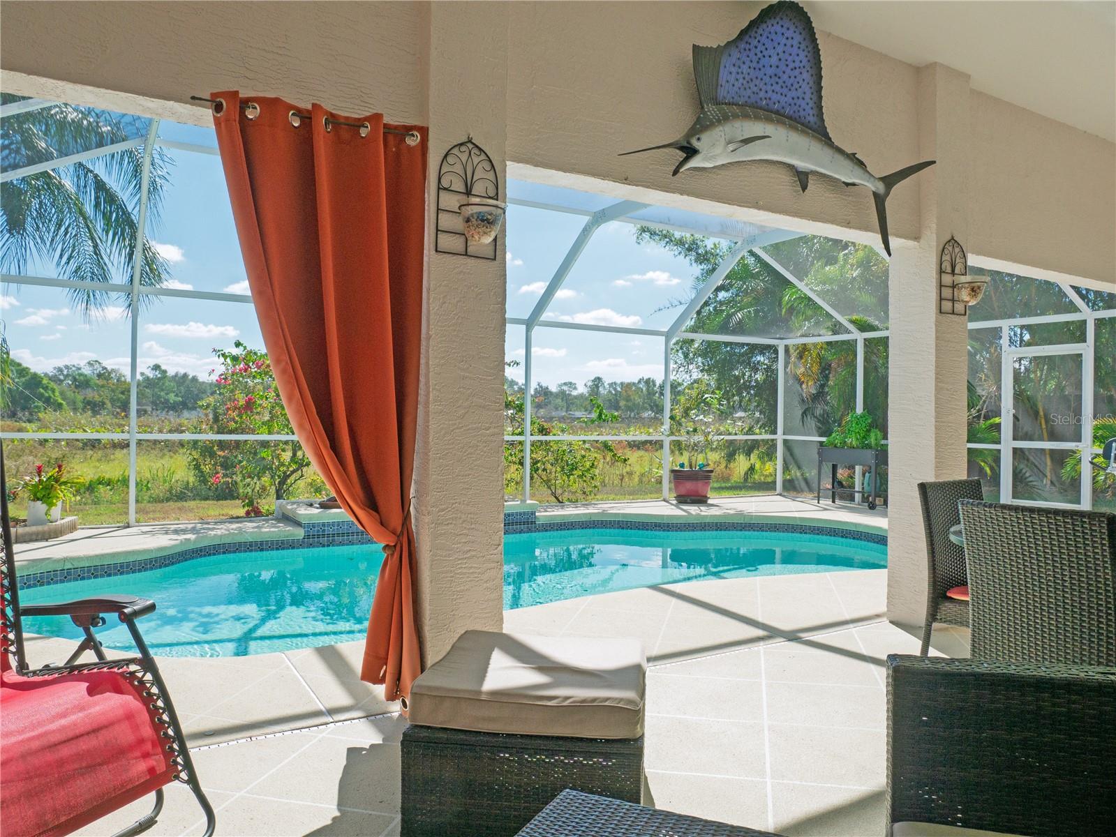 Image 26 of 37 For 16517 Lake Heather Drive