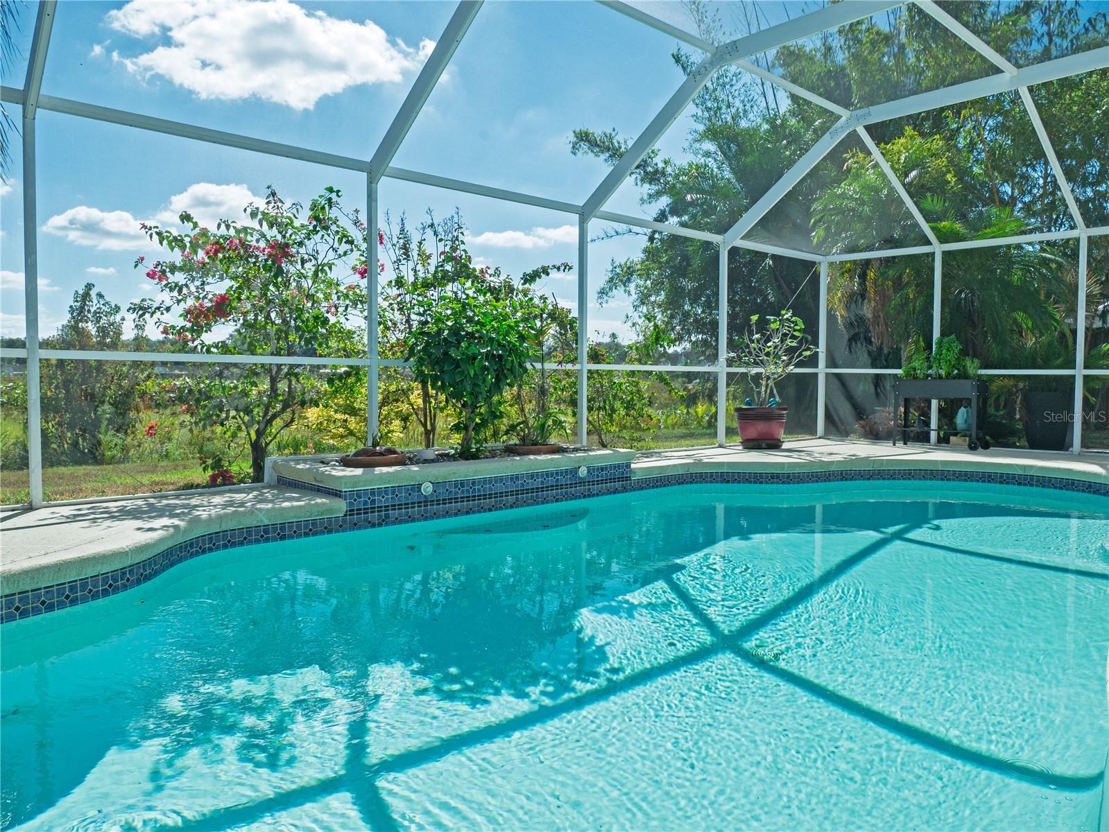 Image 29 of 37 For 16517 Lake Heather Drive