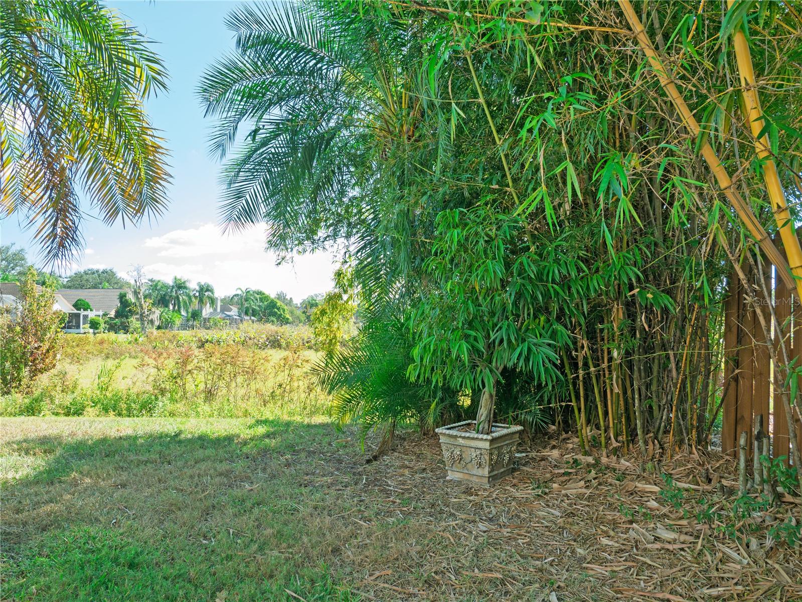 Image 35 of 37 For 16517 Lake Heather Drive