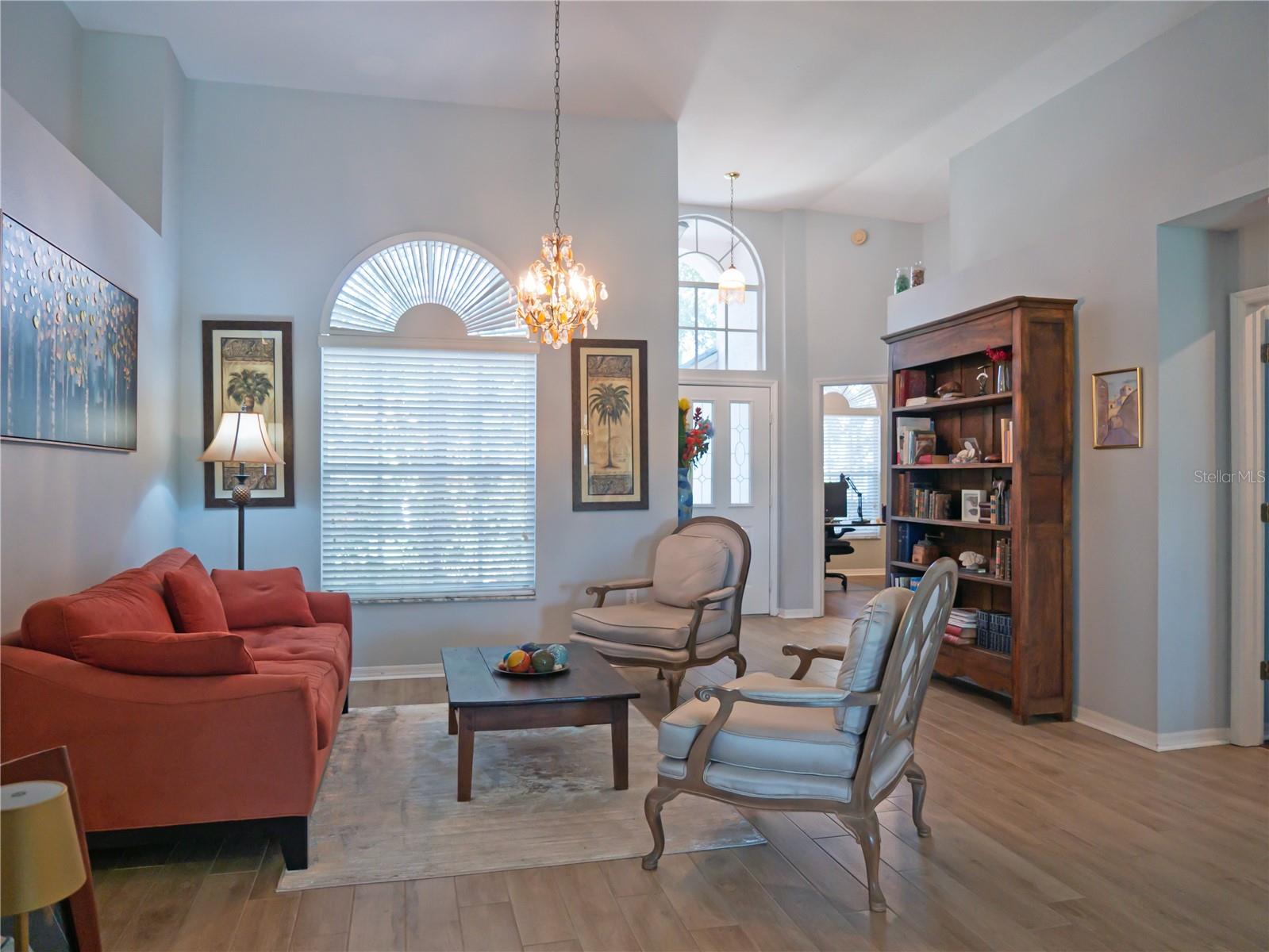 Image 4 of 37 For 16517 Lake Heather Drive