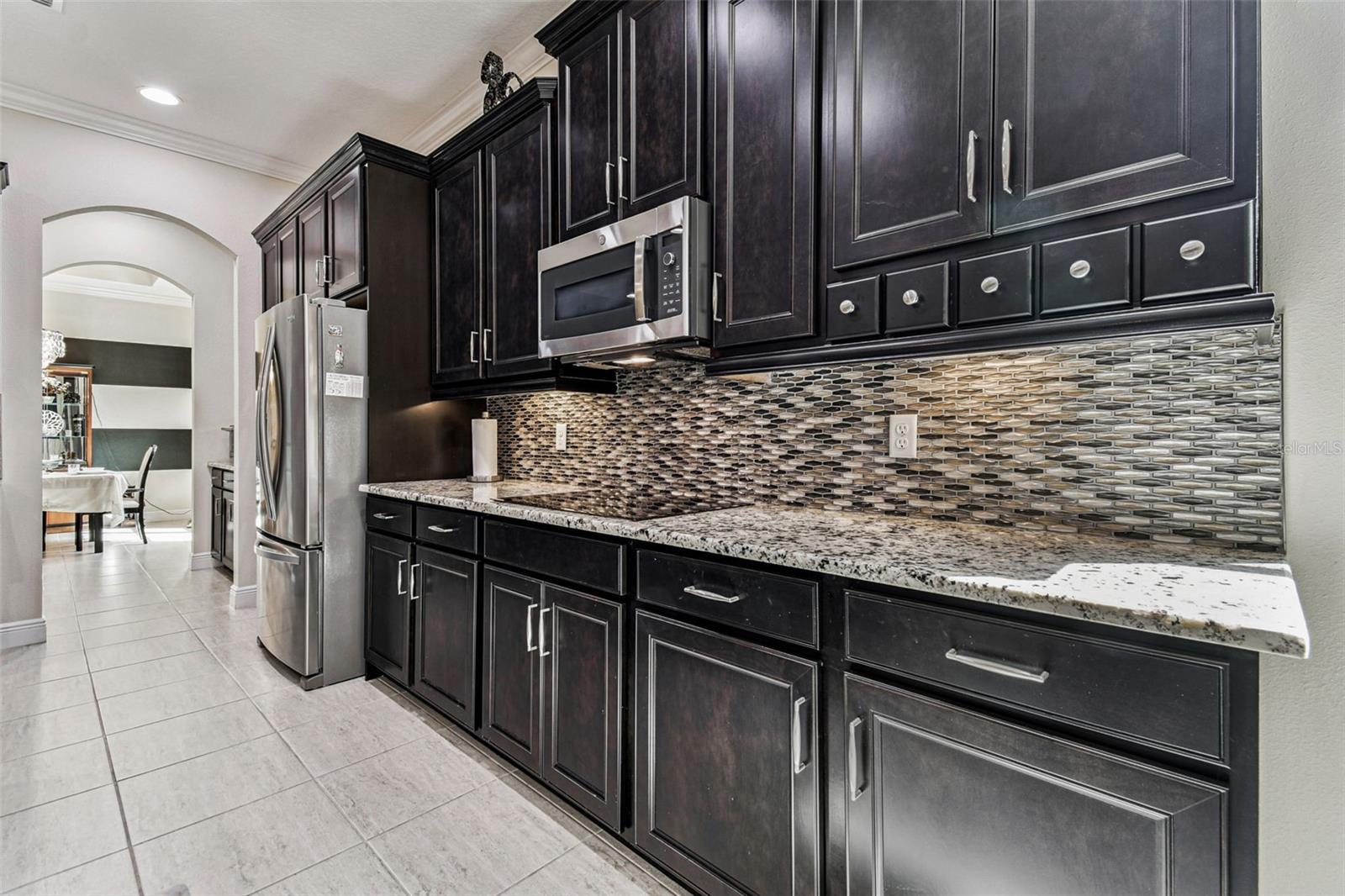 Image 21 of 76 For 5138 Lakecastle Drive