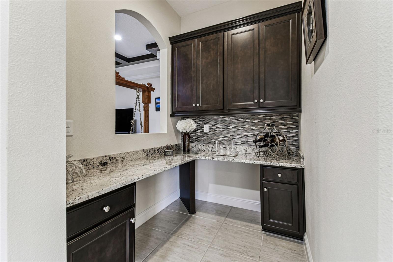 Image 23 of 76 For 5138 Lakecastle Drive