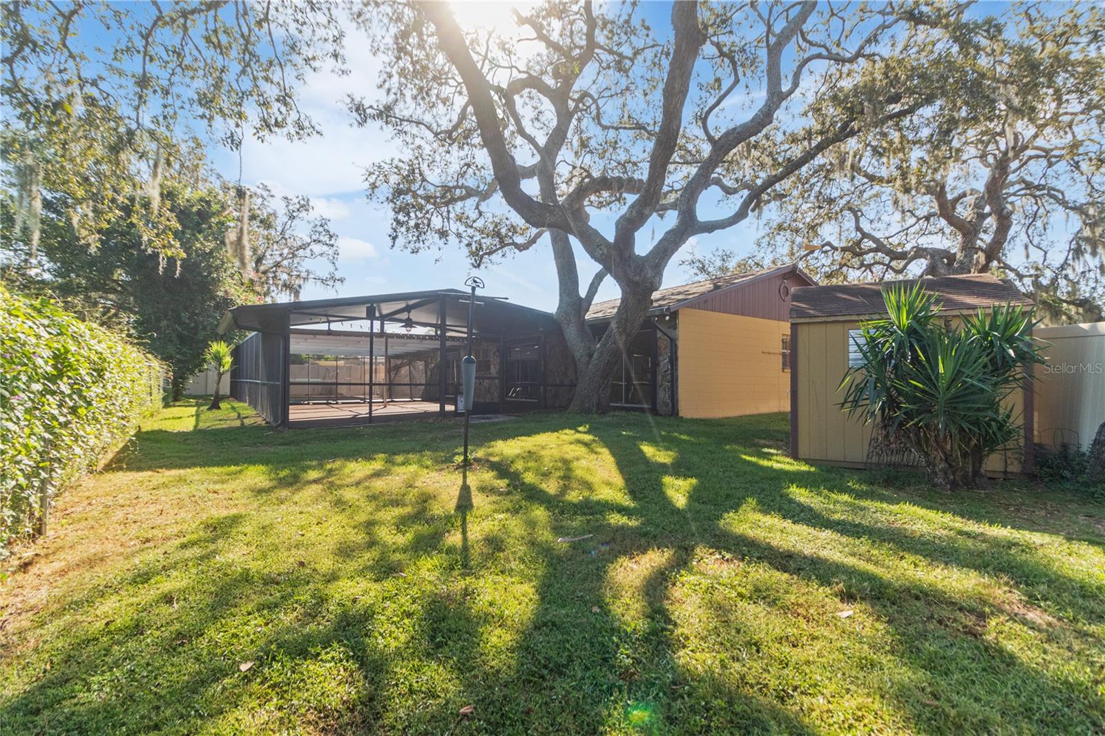 Image 33 of 34 For 7132 Wrenwood Circle