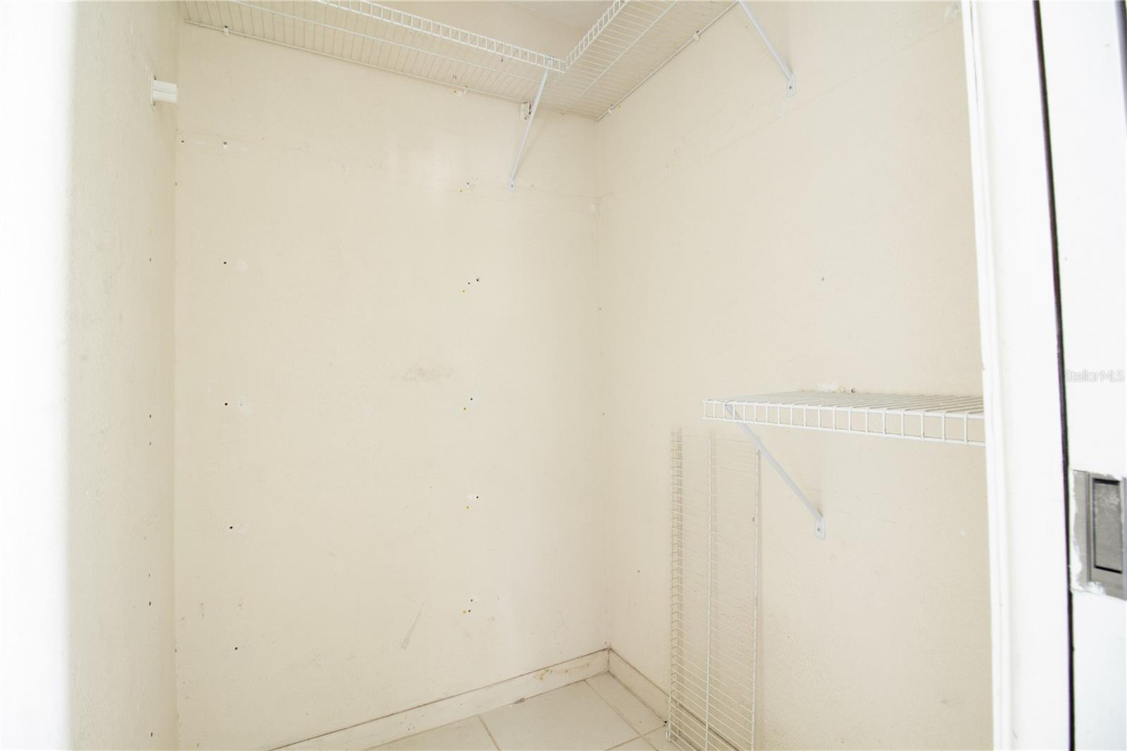 Image 23 of 39 For 2770 Westchester Drive S