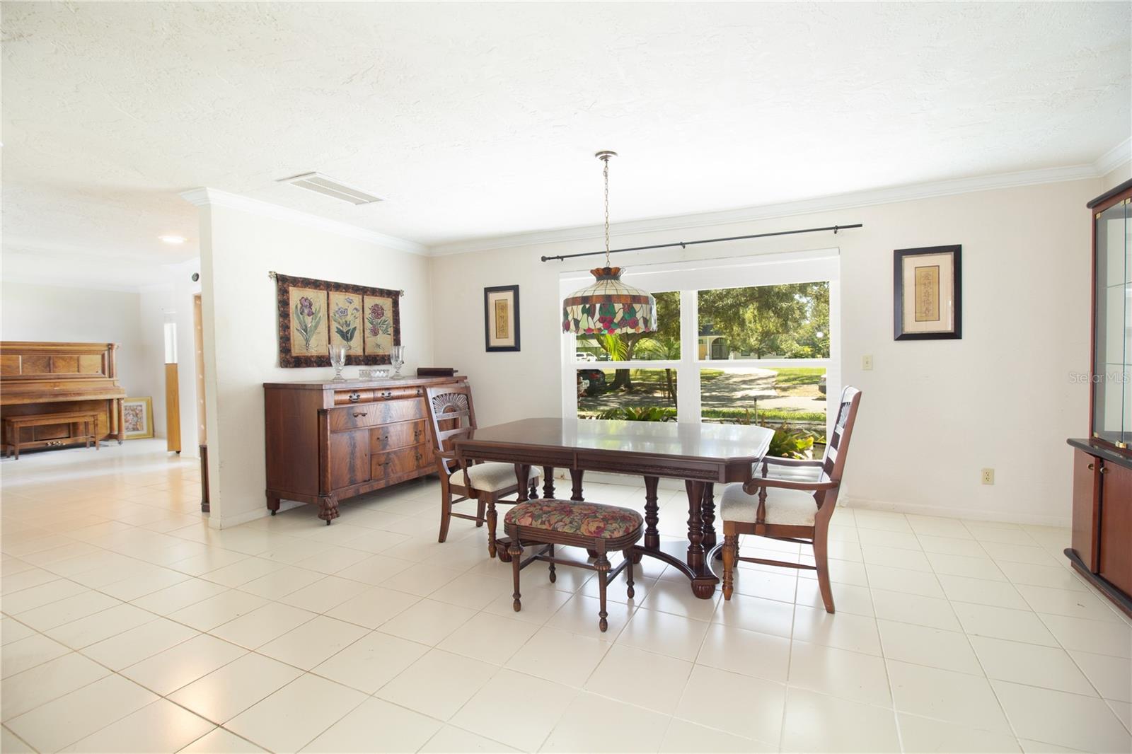 Image 9 of 39 For 2770 Westchester Drive S