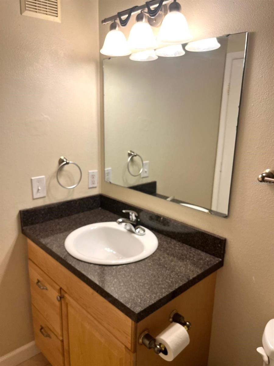 Image 21 of 42 For 1550 Belcher Road 524
