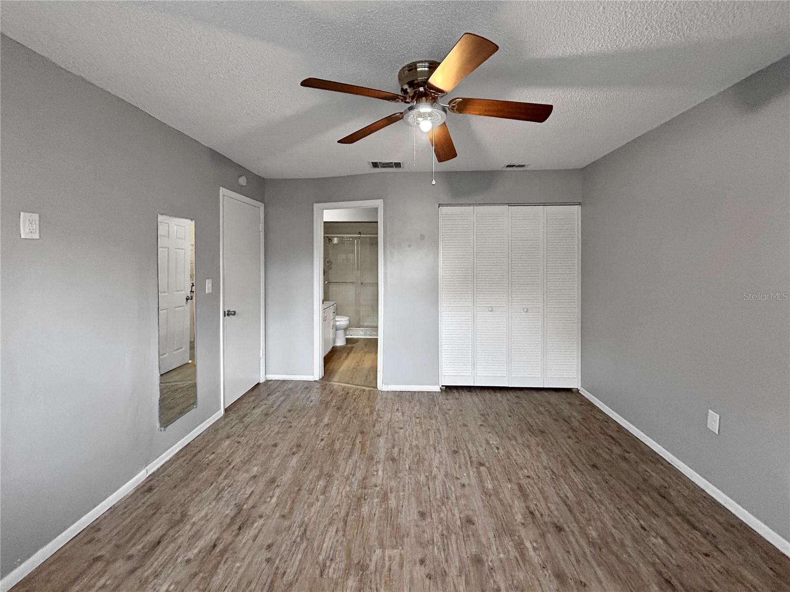 Image 11 of 28 For 11511 113th Street 5c