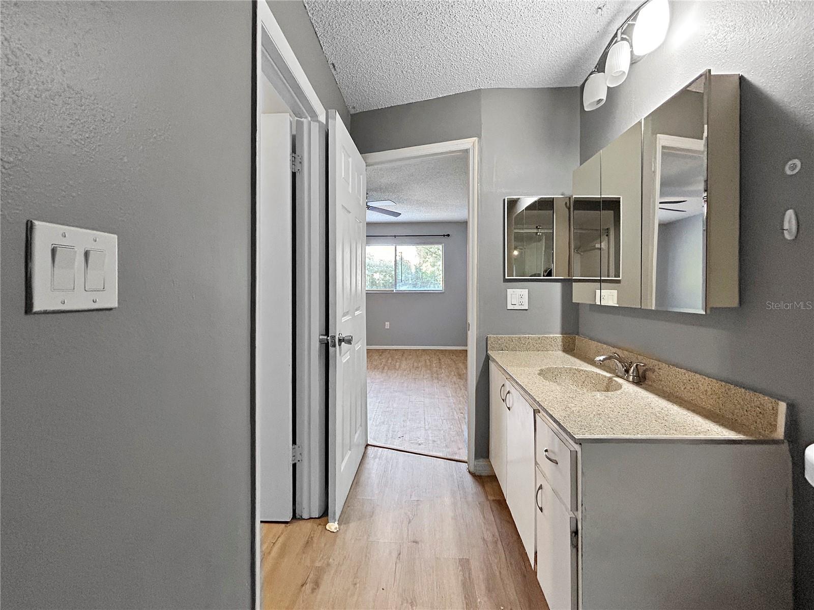 Image 14 of 28 For 11511 113th Street 5c