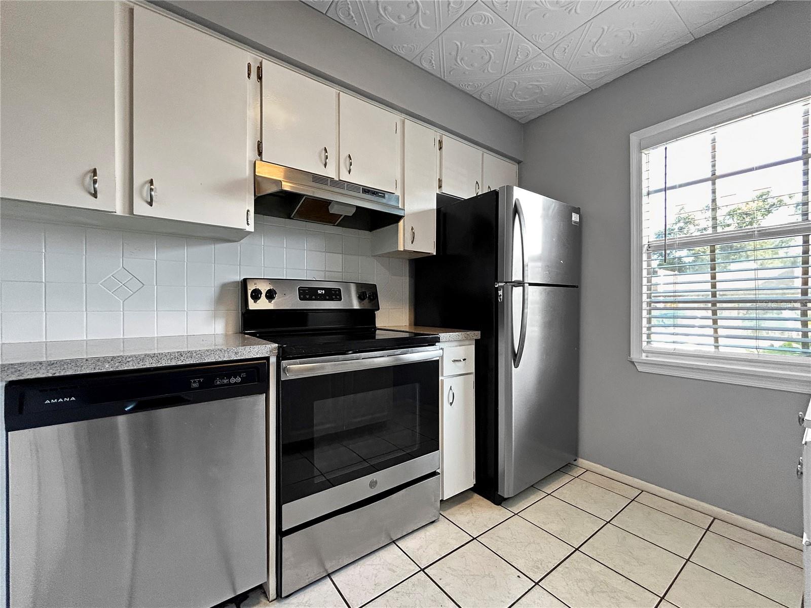 Image 5 of 28 For 11511 113th Street 5c
