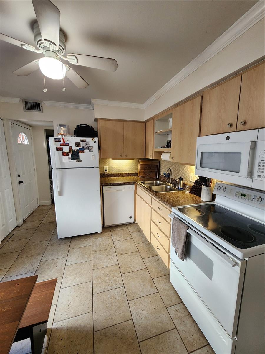 Image 5 of 37 For 107 Lauber Way B