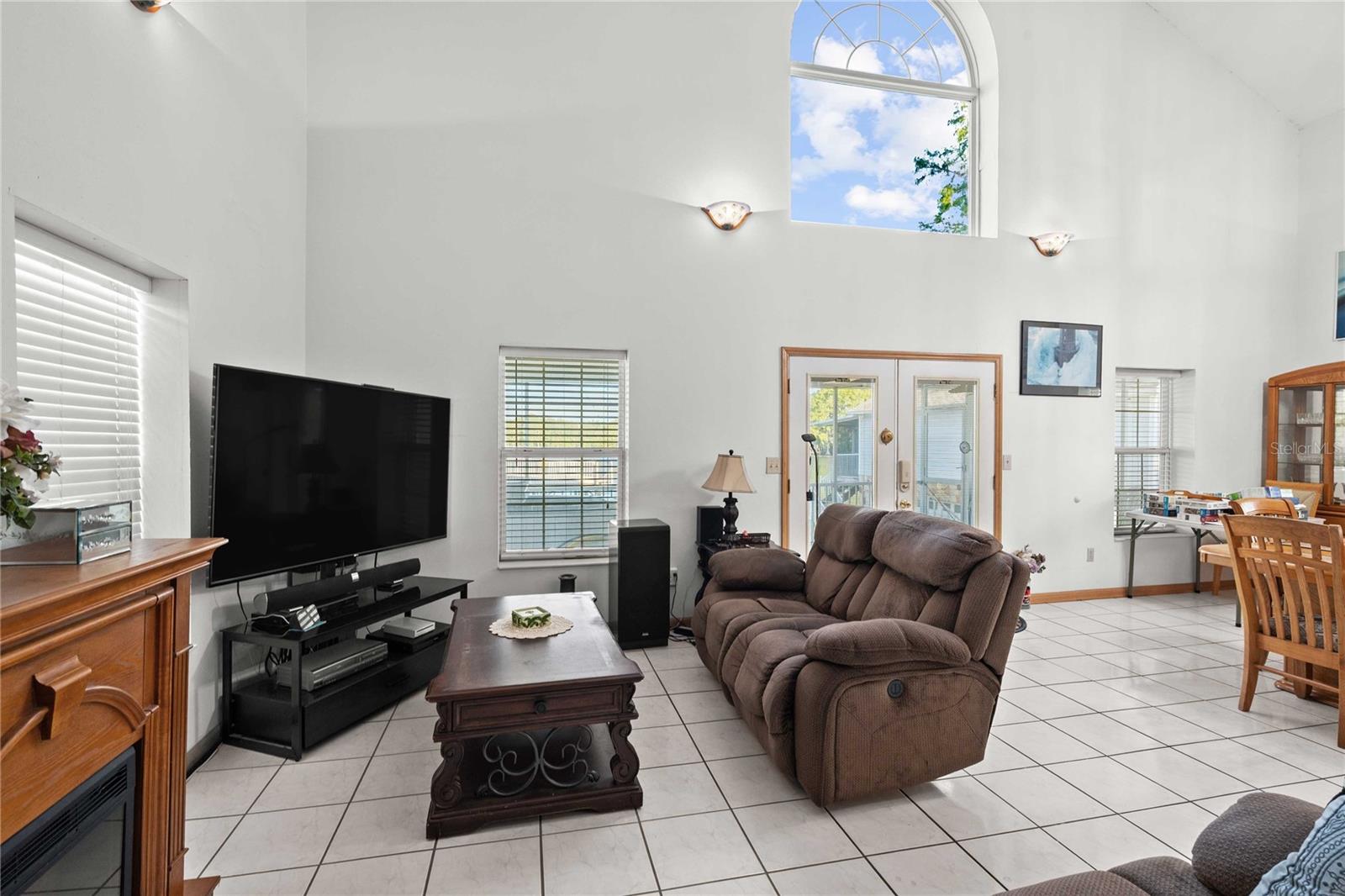 Image 10 of 73 For 10836 Land O Lakes Boulevard