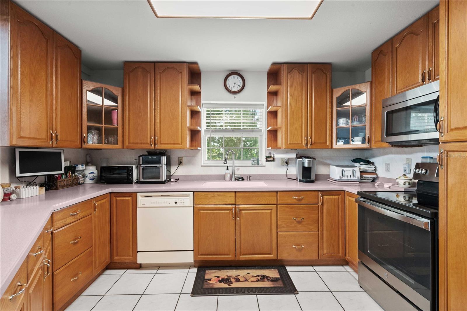 Image 14 of 73 For 10836 Land O Lakes Boulevard