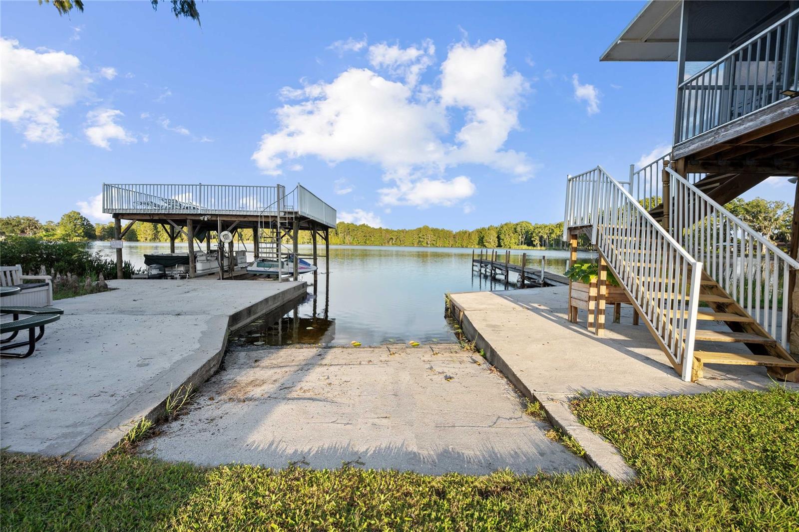 Image 48 of 73 For 10836 Land O Lakes Boulevard