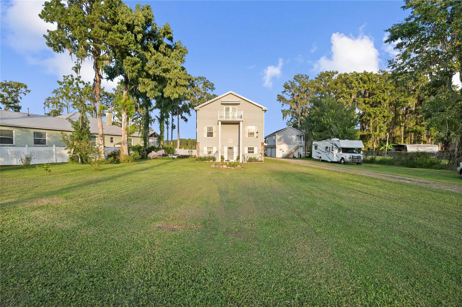 Image 59 of 73 For 10836 Land O Lakes Boulevard