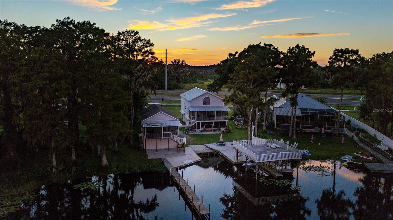 Image 6 of 73 For 10836 Land O Lakes Boulevard