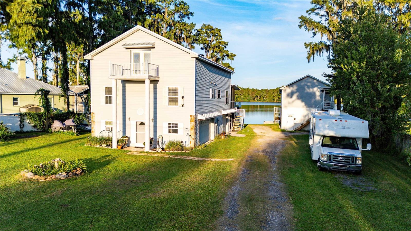 Image 62 of 73 For 10836 Land O Lakes Boulevard
