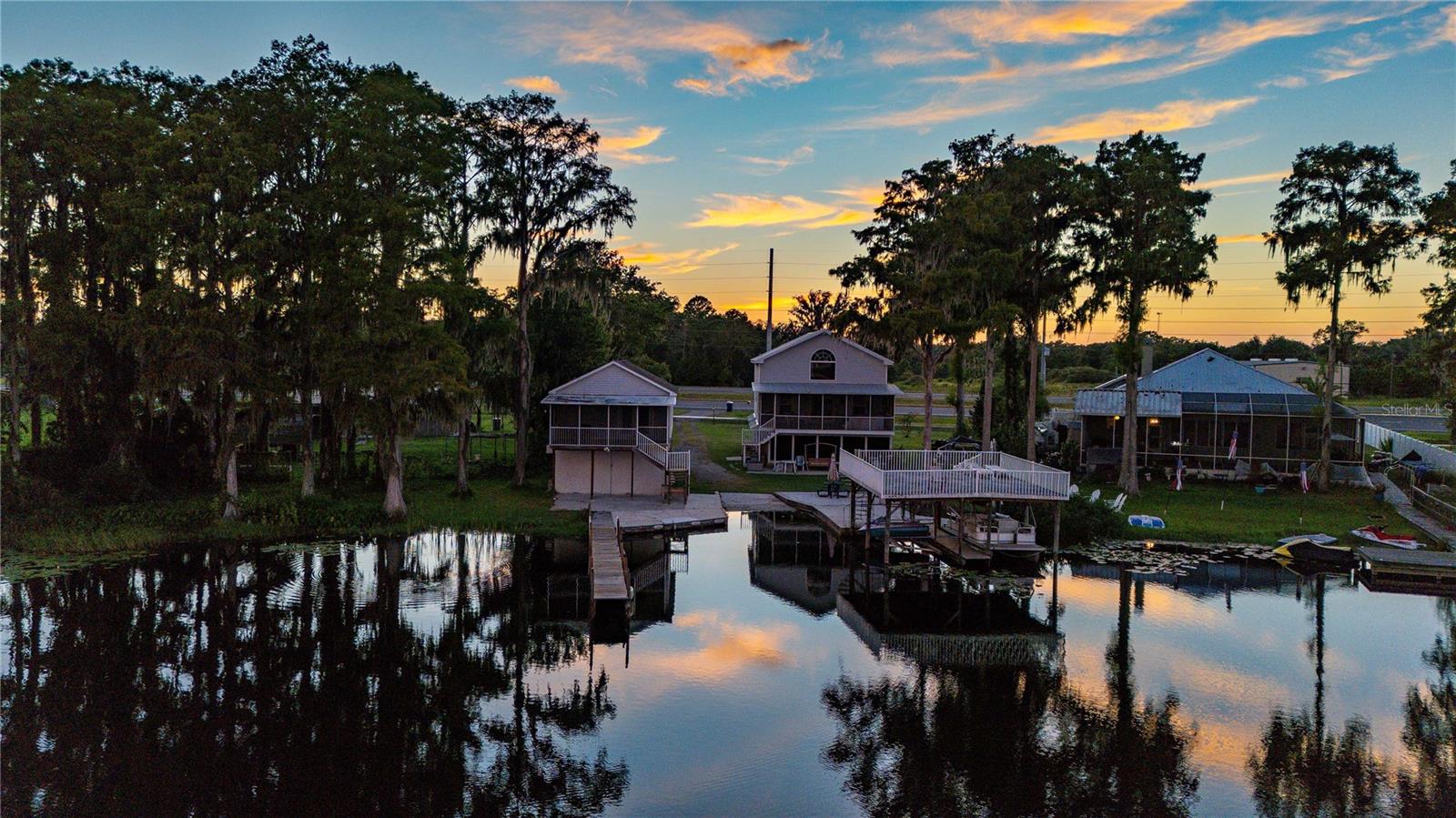 Image 7 of 73 For 10836 Land O Lakes Boulevard