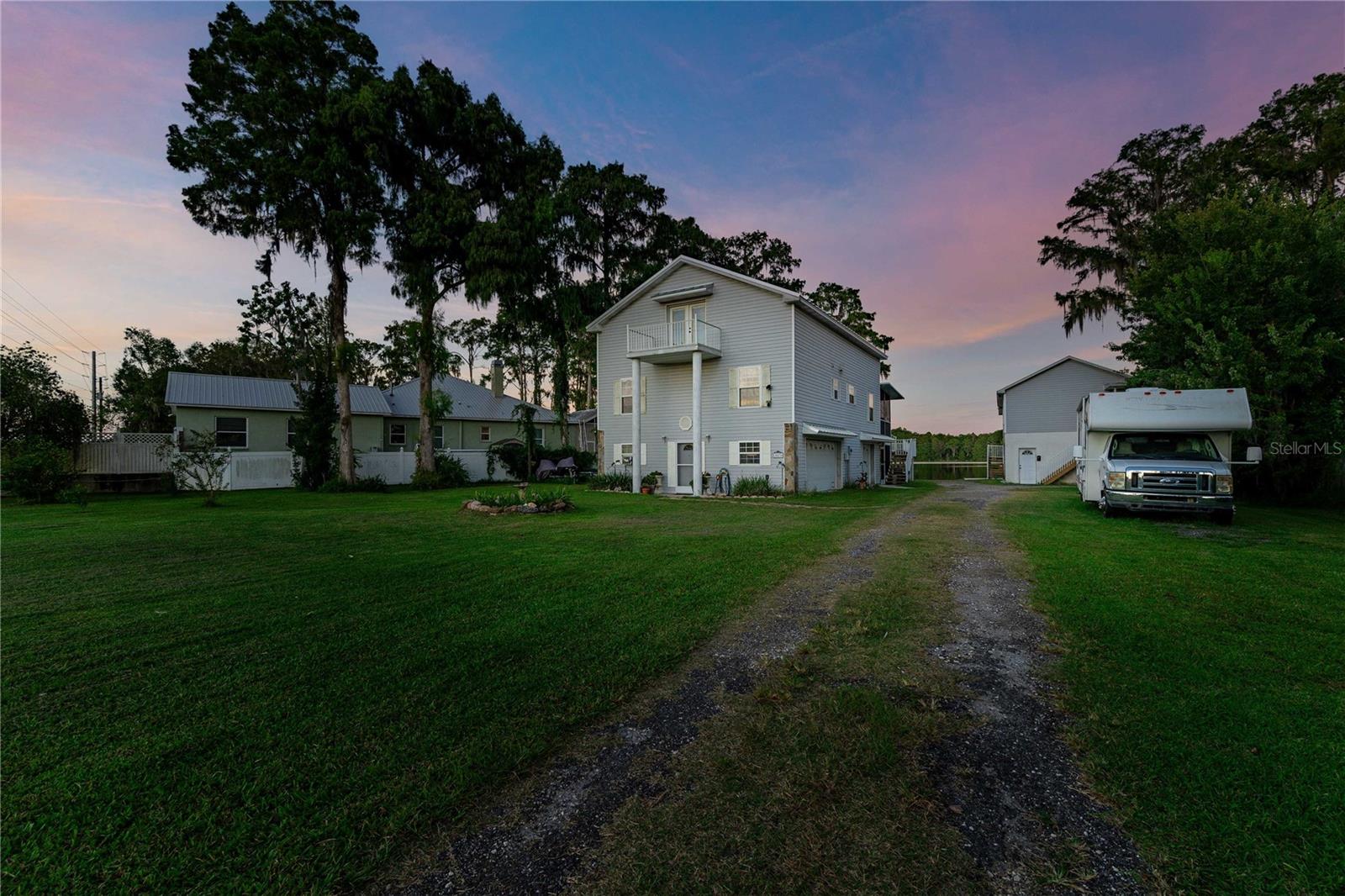 Image 70 of 73 For 10836 Land O Lakes Boulevard