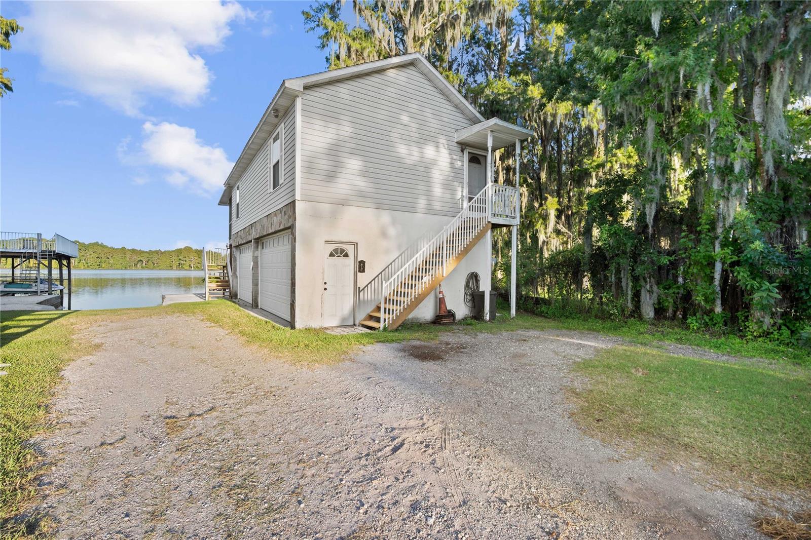 Image 8 of 73 For 10836 Land O Lakes Boulevard