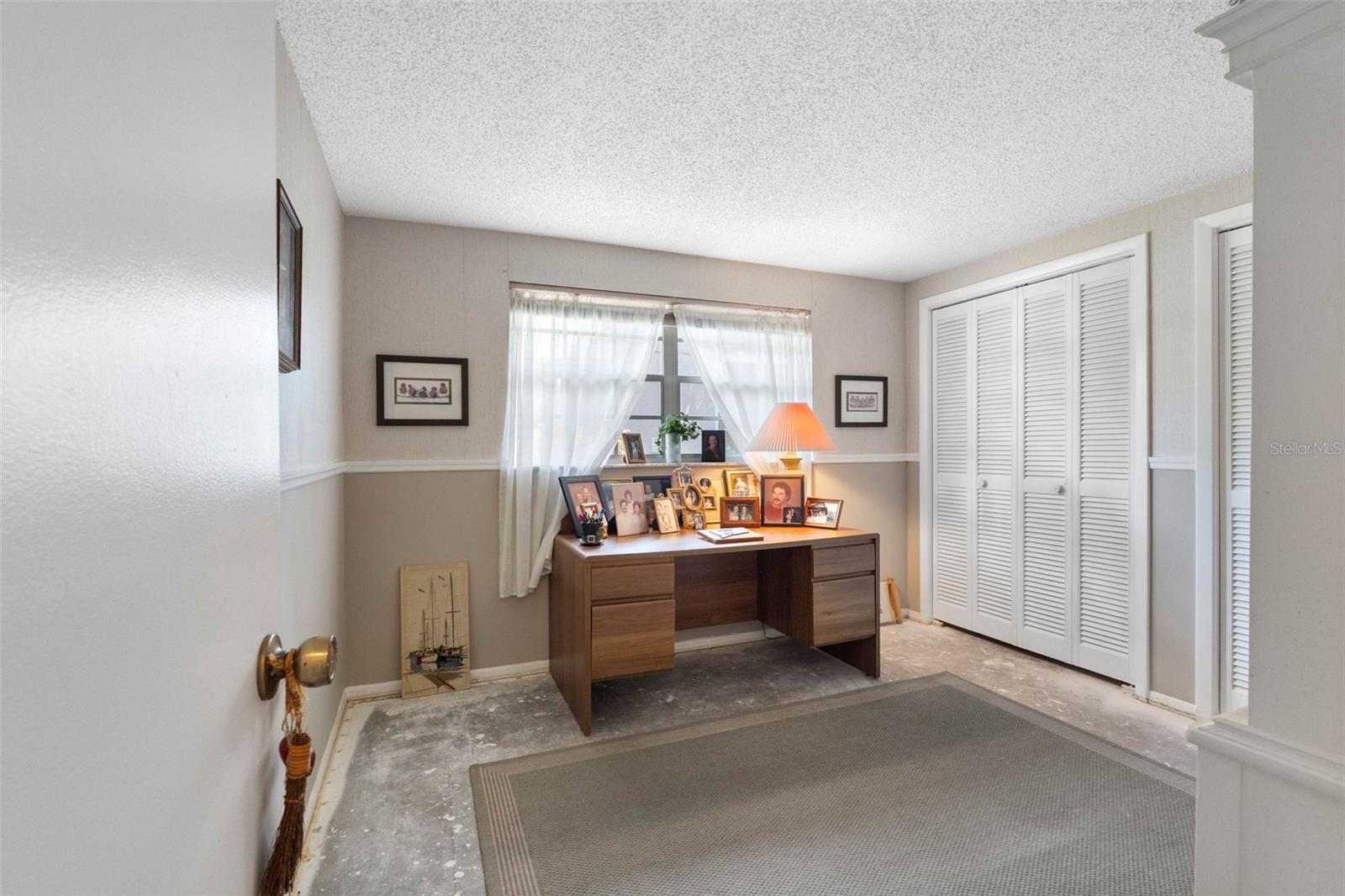 Image 23 of 44 For 1217 Royal Oak Drive