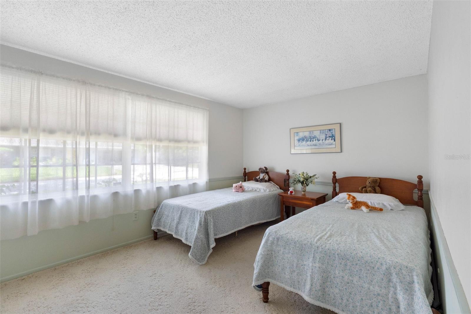 Image 26 of 44 For 1217 Royal Oak Drive