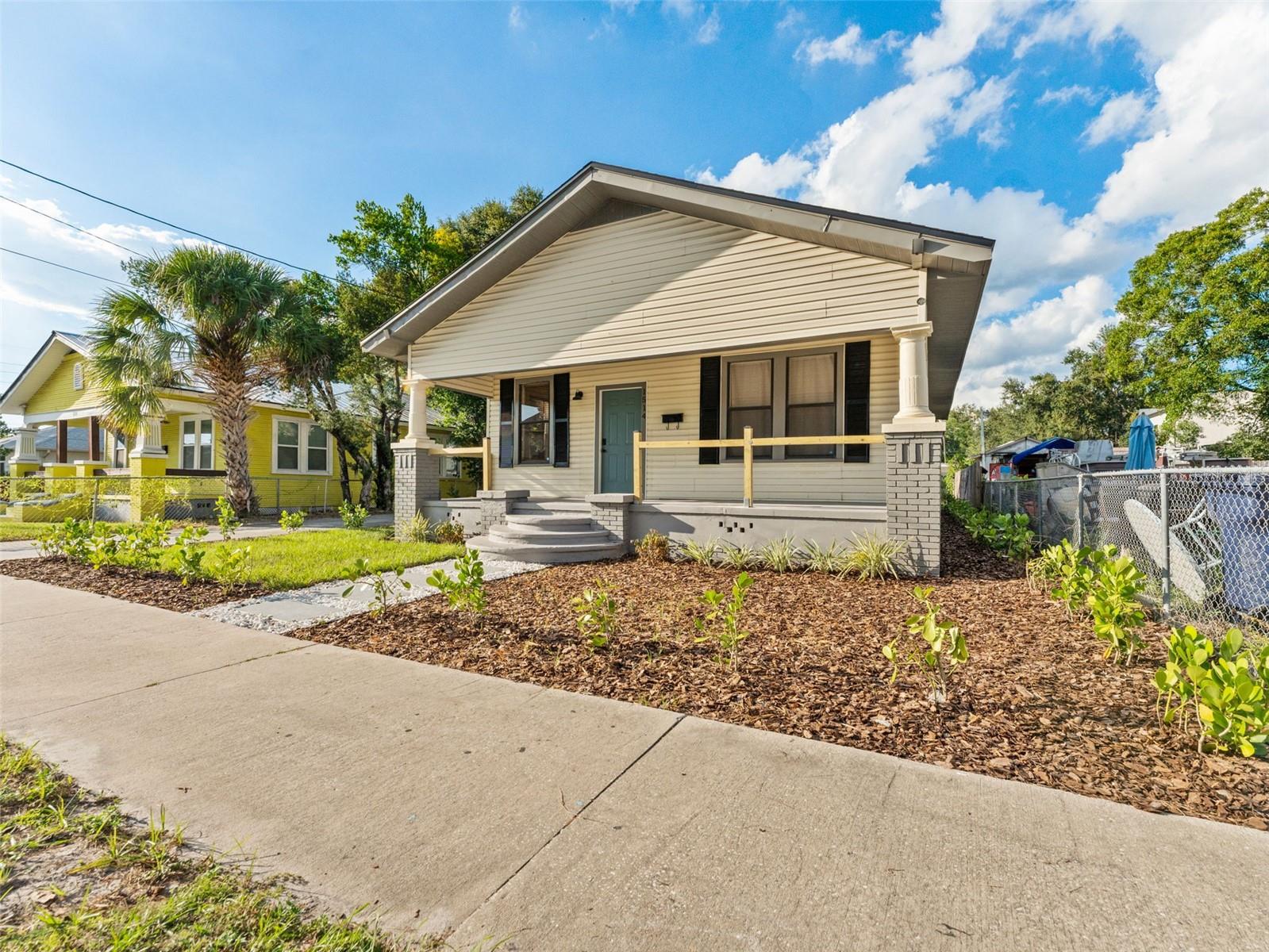 Image 3 of 38 For 1514 26th Avenue
