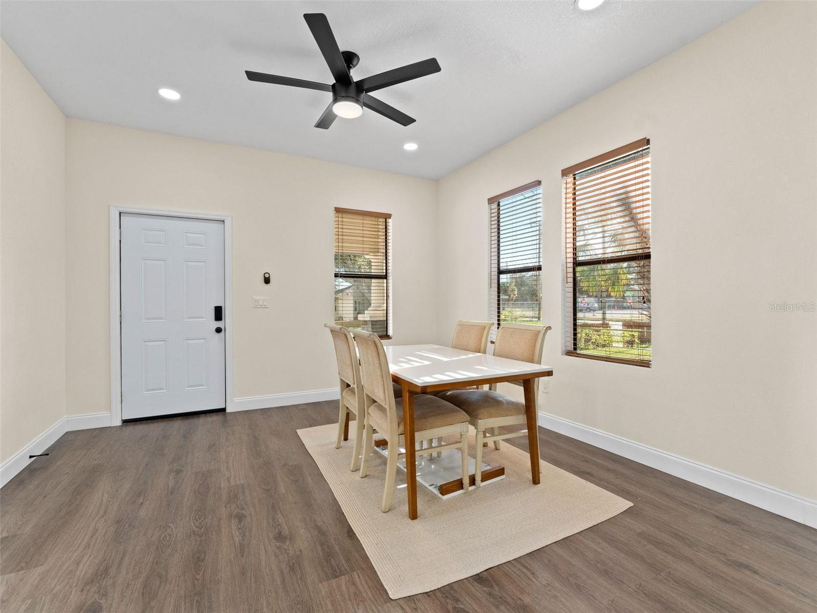 Image 6 of 38 For 1514 26th Avenue
