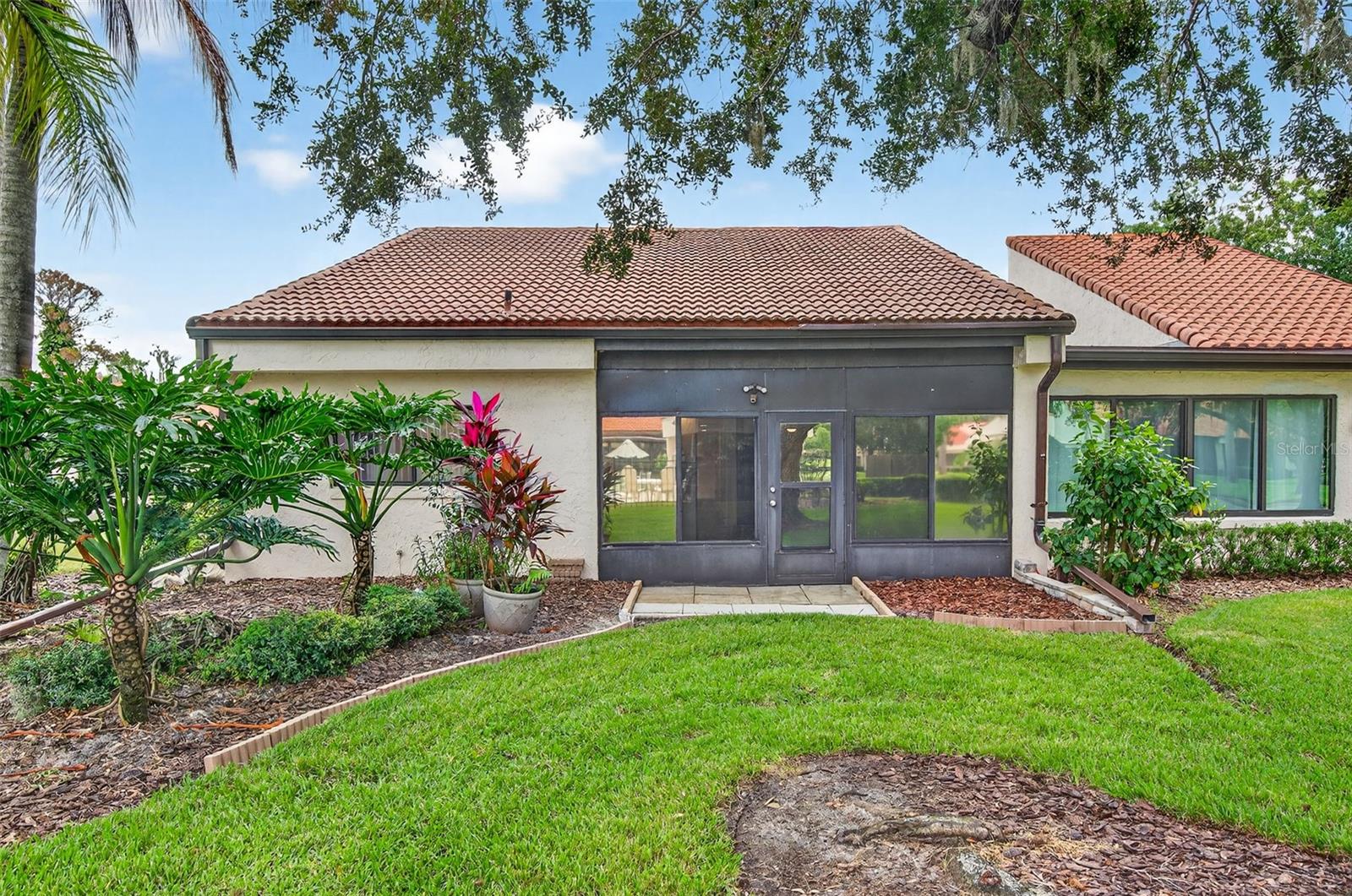 Image 11 of 55 For 107 Seville Court N