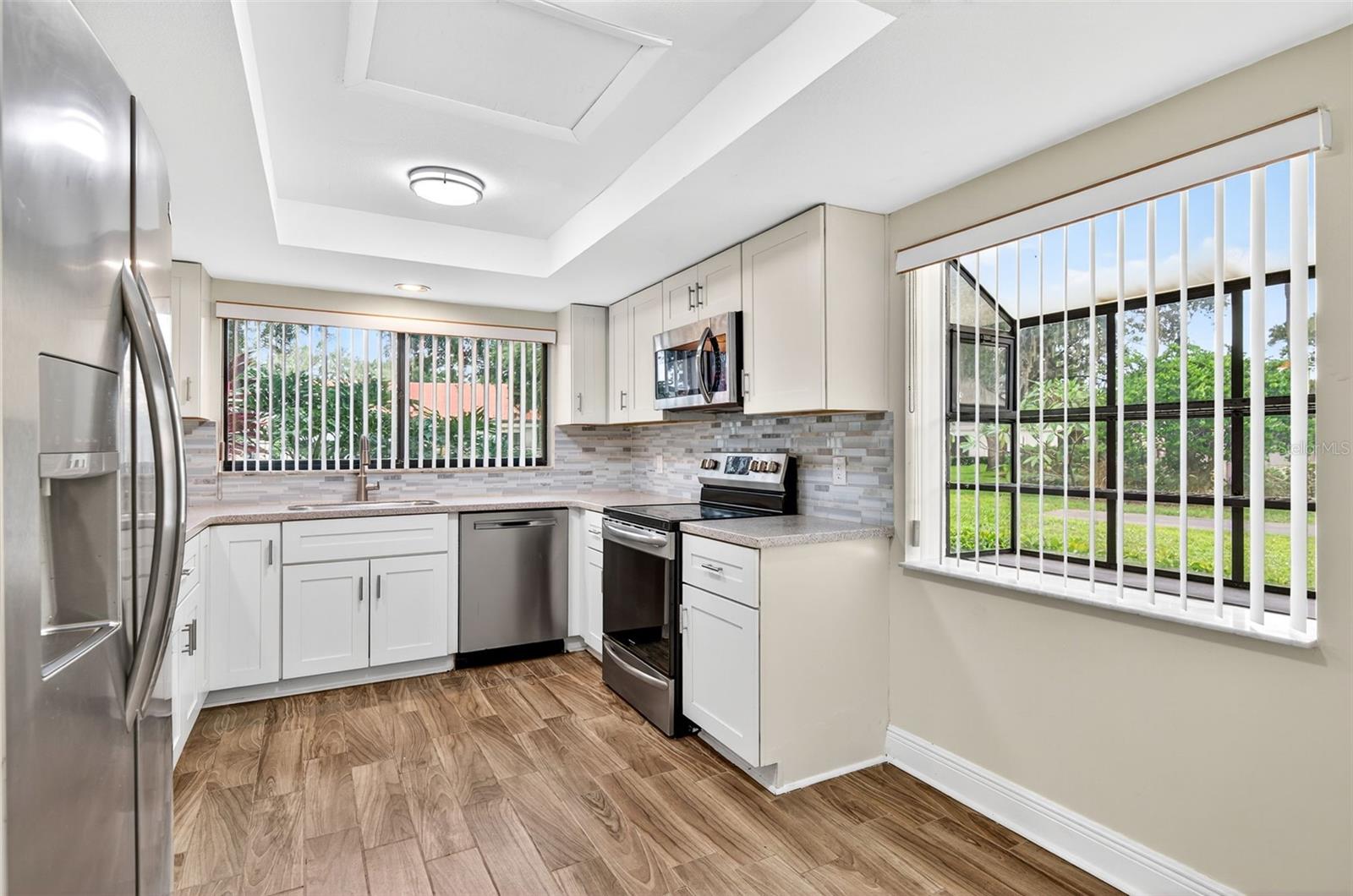 Image 19 of 55 For 107 Seville Court N