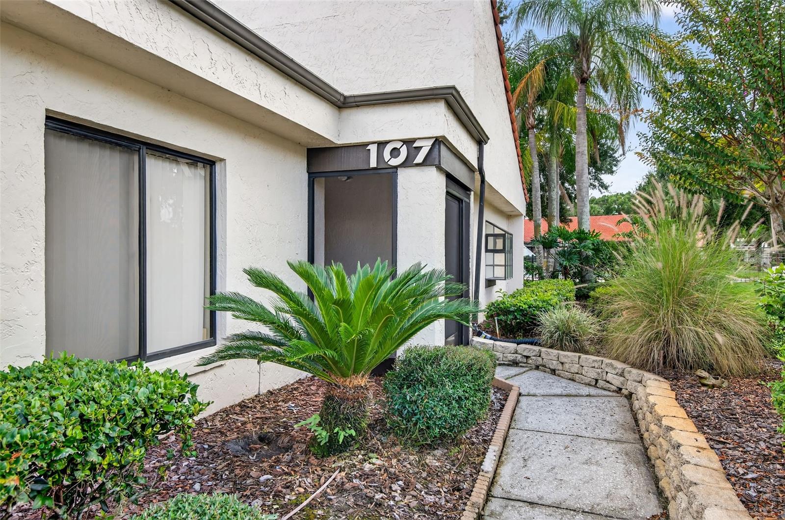 Image 43 of 55 For 107 Seville Court N