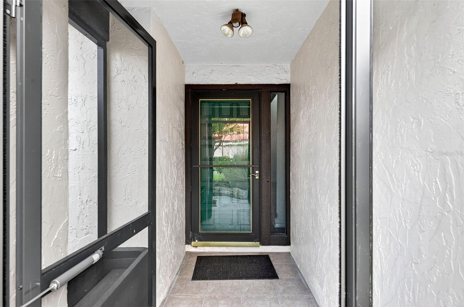 Image 44 of 55 For 107 Seville Court N