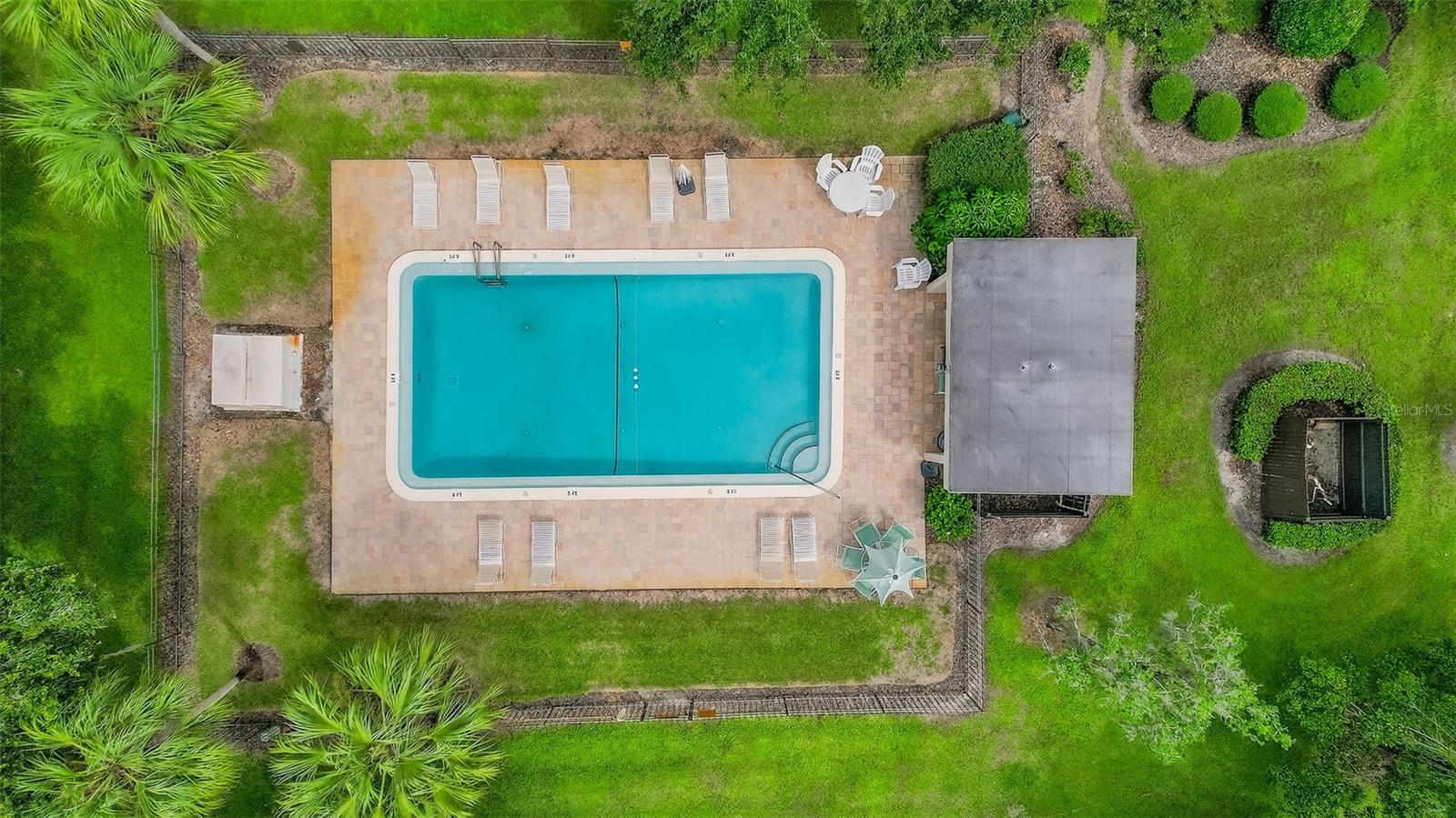 Image 49 of 55 For 107 Seville Court N