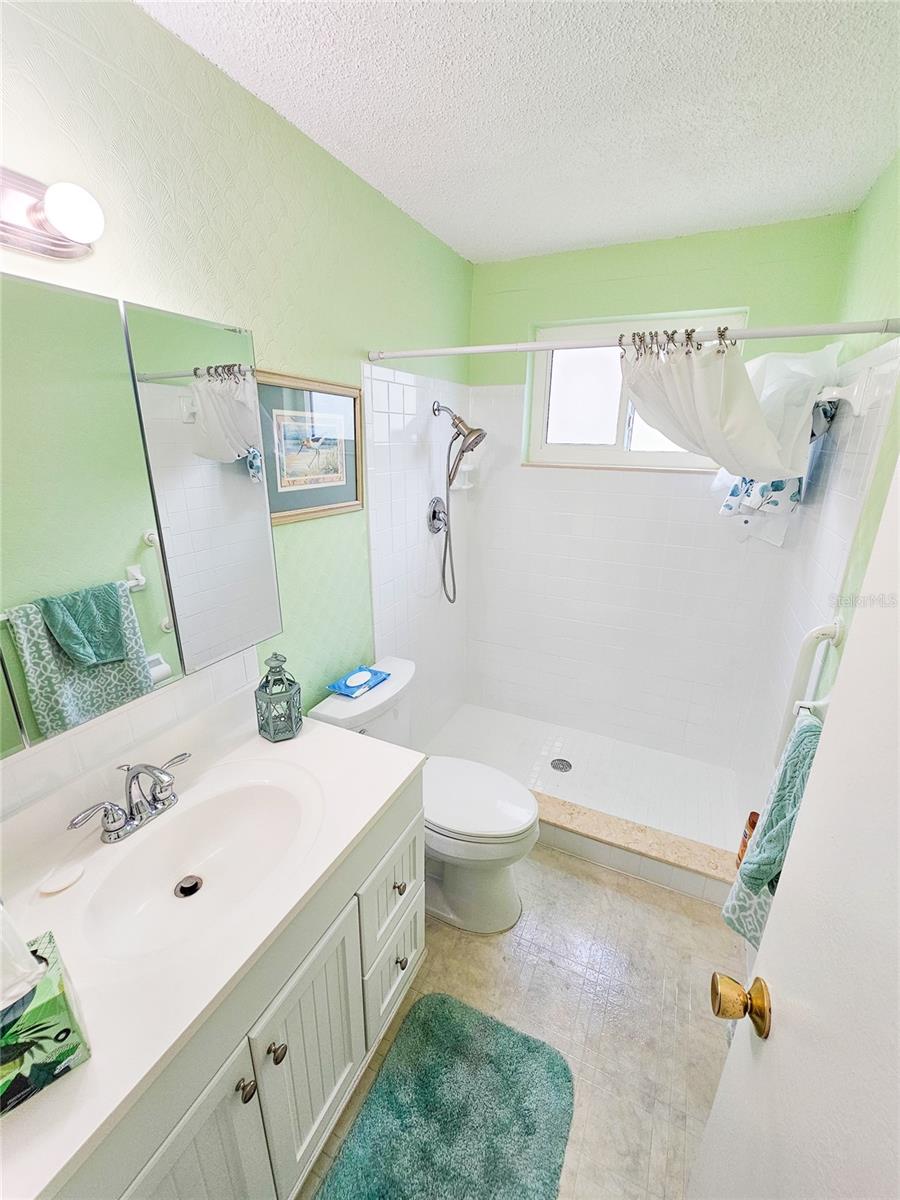 Image 14 of 32 For 2960 59th Street S 105